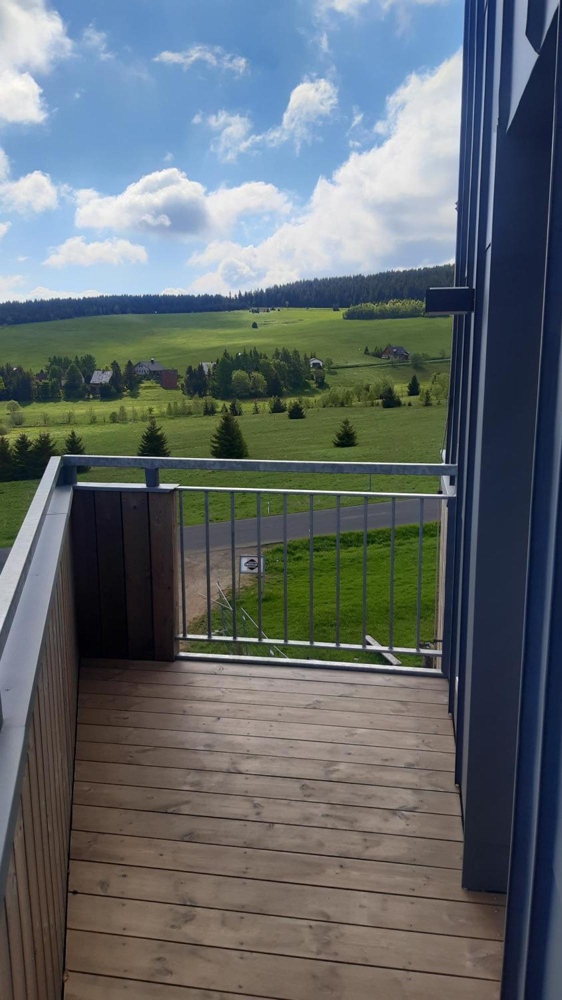 Mezonetovy Apartman Se Dvema Balkony A Vyhledem Loučná pod Klínovcem Exterior foto